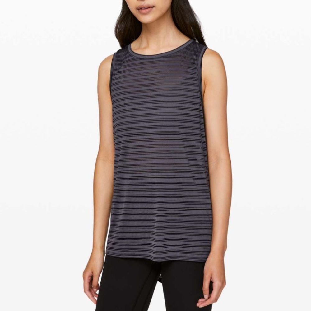 LULULEMON Meet Halfway Tank *Striped
In Moonwalk S - Picture 2 of 10